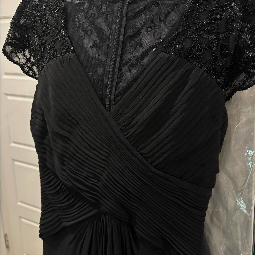 Chic Black Lace Dress